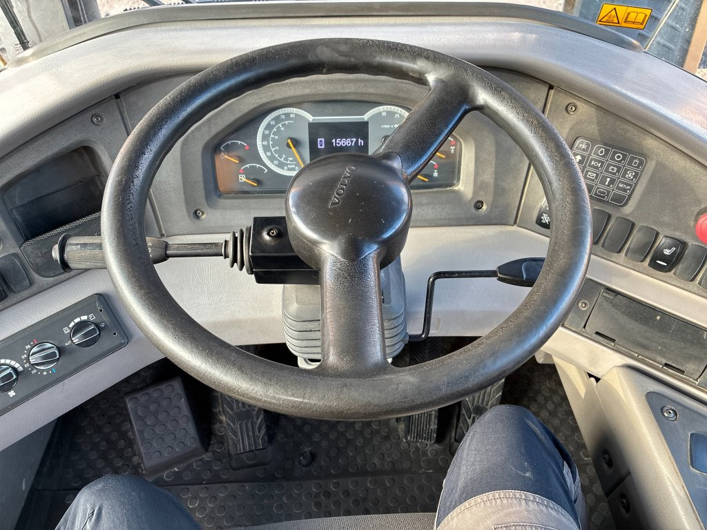 Articulated dumper Volvo A30F: picture 45