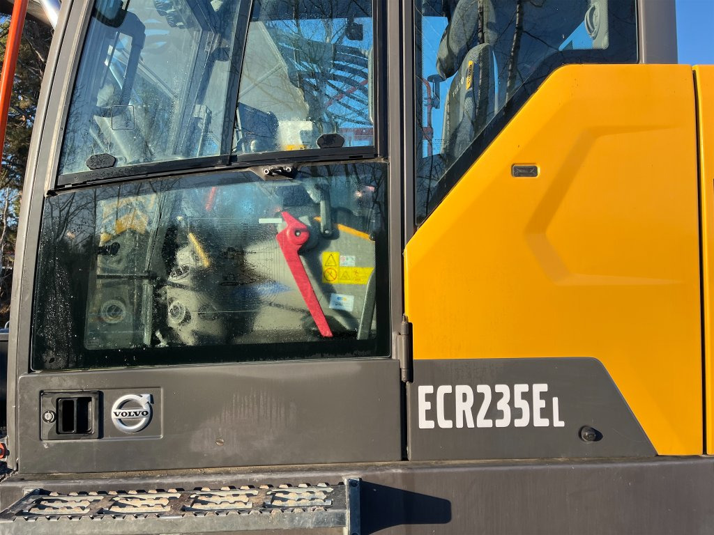 Crawler excavator Volvo EC235EL: picture 20 Crawler excavator Volvo EC235EL: picture 20