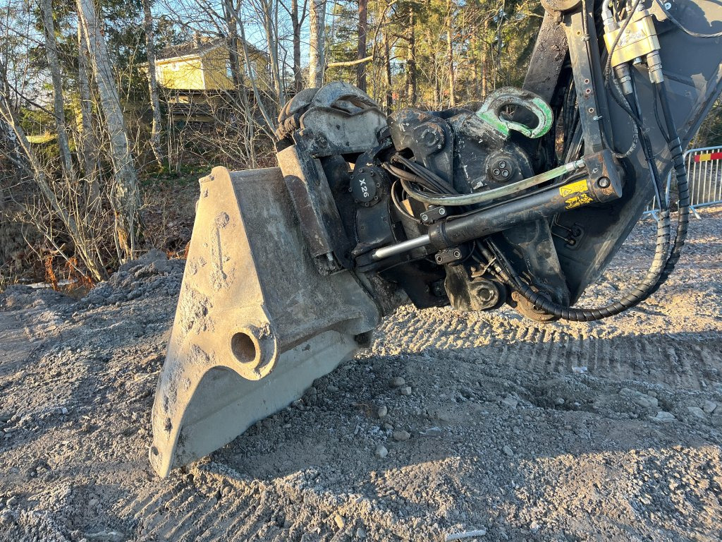 Crawler excavator Volvo EC235EL: picture 13 Crawler excavator Volvo EC235EL: picture 13