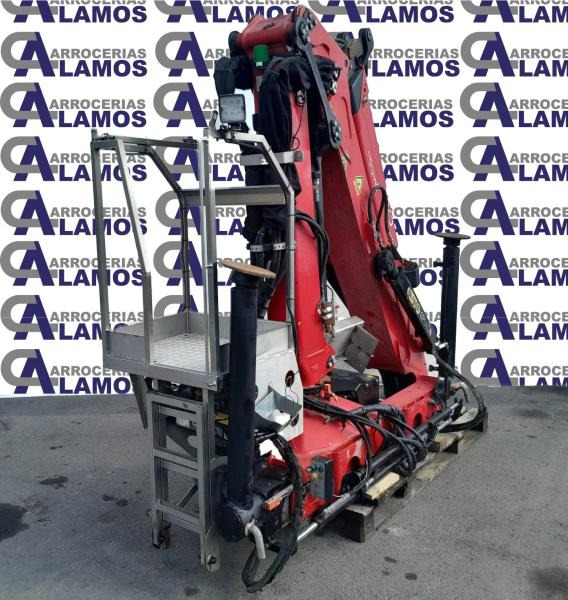 PALFINGER EPSILON PALFINGER C70Z73 - Loader crane: picture 1 PALFINGER EPSILON PALFINGER C70Z73 - Loader crane: picture 1