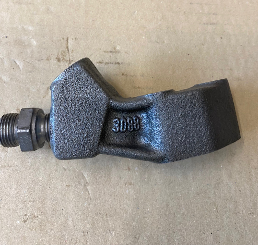 FLANGIA ENTRATA OLIO TURBO MAN 51057150104 - Engine and parts for Truck: picture 3 FLANGIA ENTRATA OLIO TURBO MAN 51057150104 - Engine and parts for Truck: picture 3