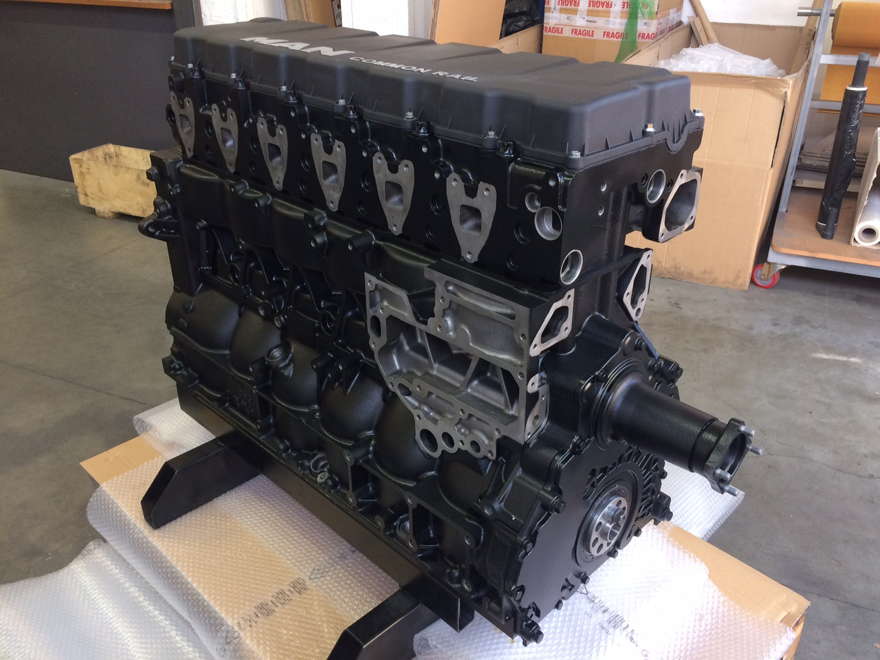 MOTORE ALLEGGERITO MAN D2676LF53 - 309kW / 420CV - Euro 6c - Engine: picture 2 MOTORE ALLEGGERITO MAN D2676LF53 - 309kW / 420CV - Euro 6c - Engine: picture 2