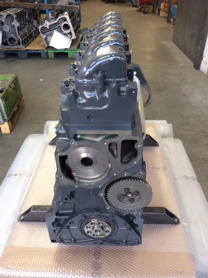 MOTORE MAN D2866LUH05 / D2866 LUH05- 370CV - EURO 1 - Engine: picture 5 MOTORE MAN D2866LUH05 / D2866 LUH05- 370CV - EURO 1 - Engine: picture 5