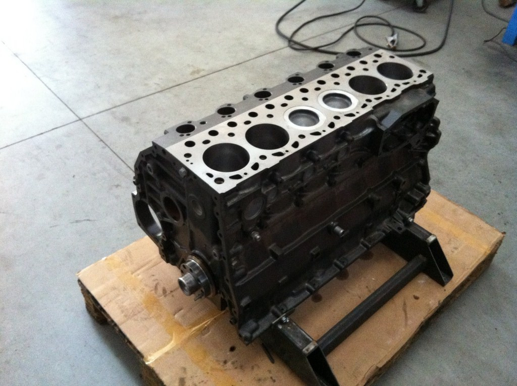 MOTORE MERCEDES OM906 - Engine: picture 3 MOTORE MERCEDES OM906 - Engine: picture 3