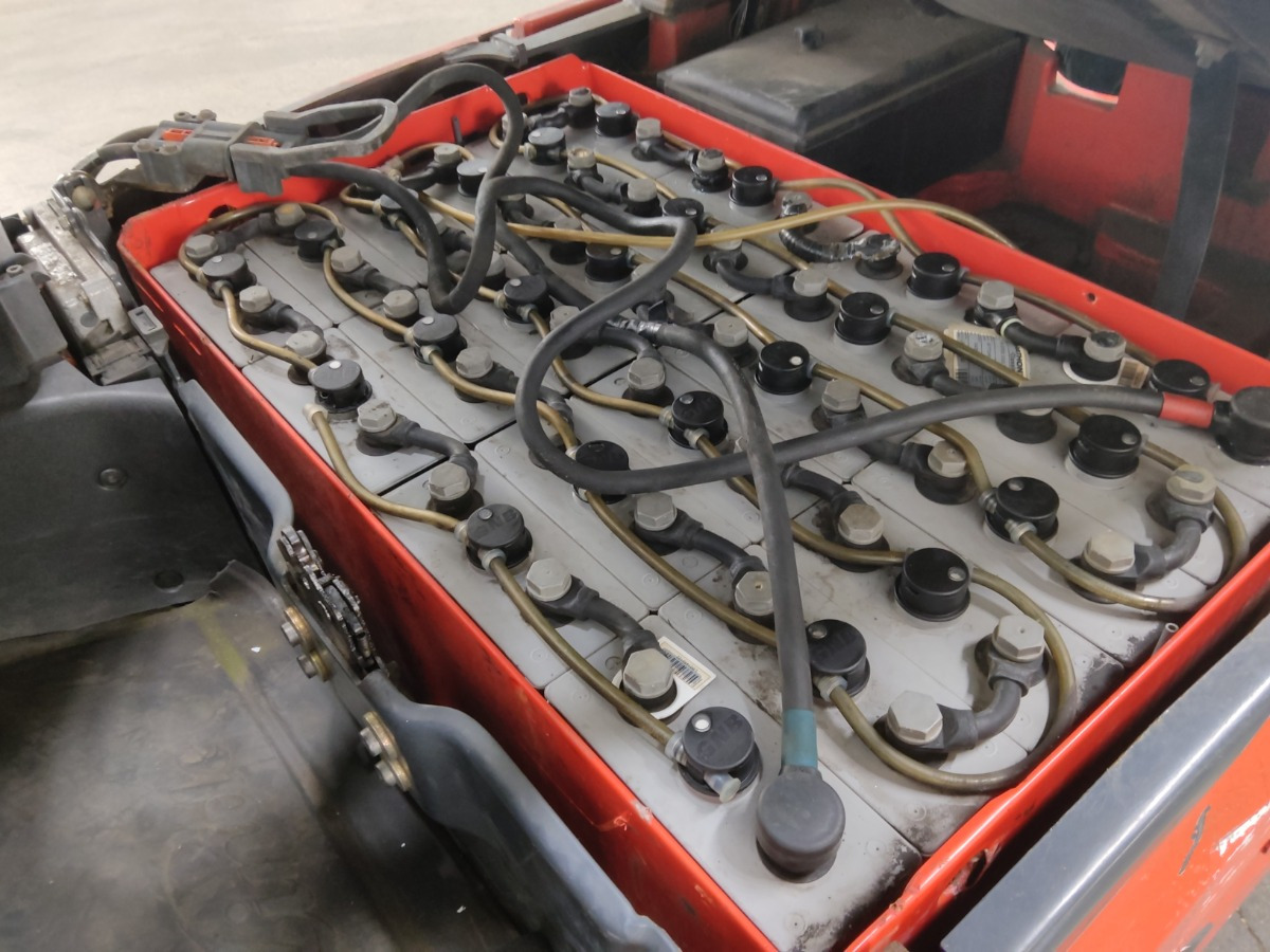 Linde E16C-02 - Electric forklift: picture 4 Linde E16C-02 - Electric forklift: picture 4