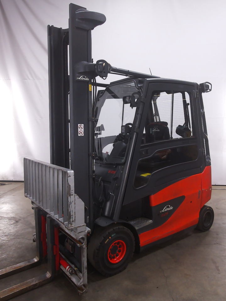 Linde E25HL-01/600 - Electric forklift: picture 1 Linde E25HL-01/600 - Electric forklift: picture 1