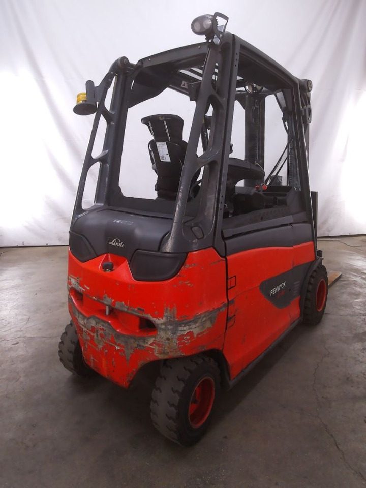 Electric forklift Linde E30HL-01/600: picture 6 Electric forklift Linde E30HL-01/600: picture 6
