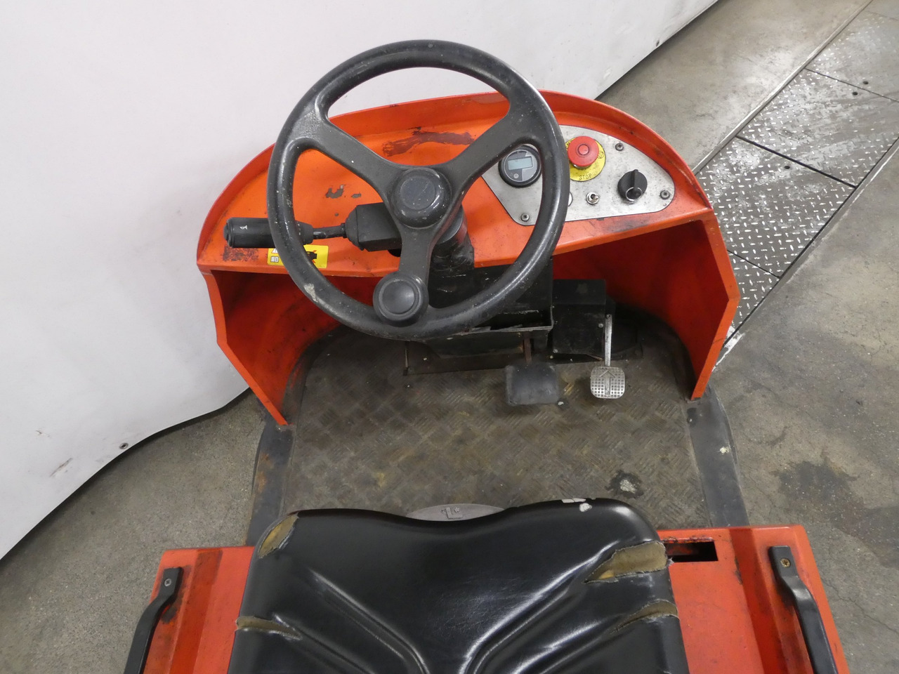 Linde T800 - Tow tractor: picture 3 Linde T800 - Tow tractor: picture 3