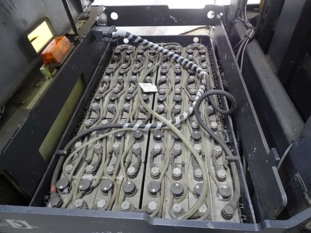 Om DUAL13-3 - Order picker: picture 4 Om DUAL13-3 - Order picker: picture 4