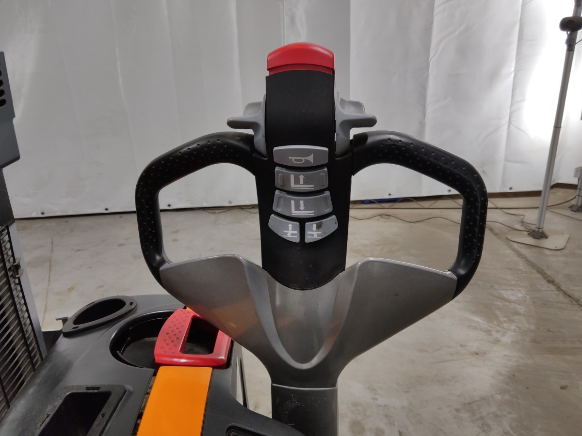 Still EXD18K - Stacker: picture 3 Still EXD18K - Stacker: picture 3