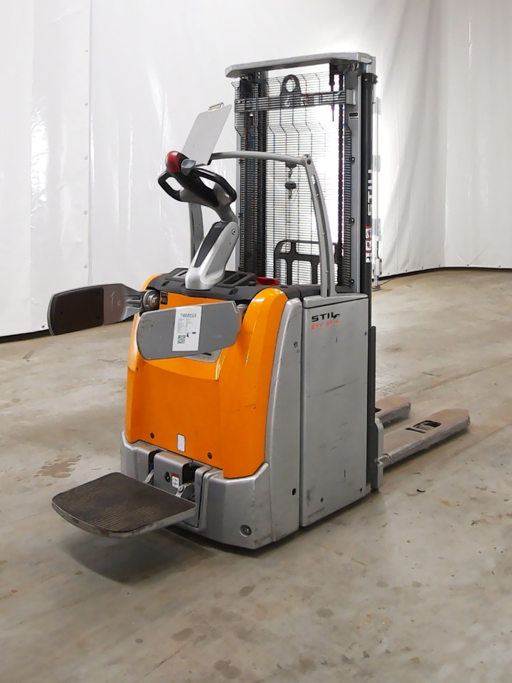 Still EXV-SF14 - Stacker: picture 2 Still EXV-SF14 - Stacker: picture 2