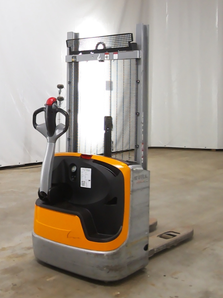 Still EXV10 - Stacker: picture 2 Still EXV10 - Stacker: picture 2