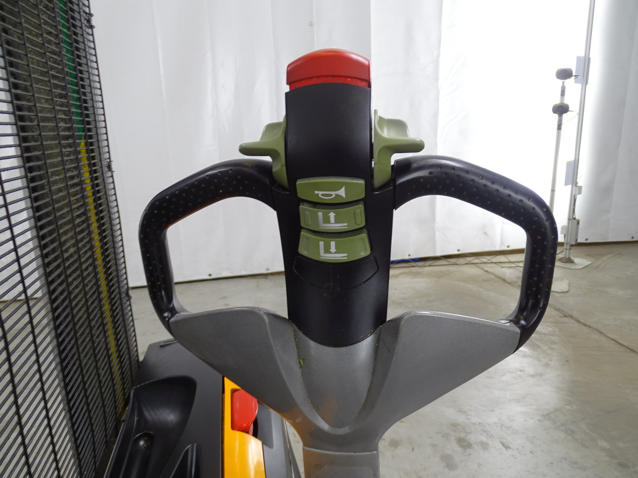 Still EXV12 - Stacker: picture 3 Still EXV12 - Stacker: picture 3