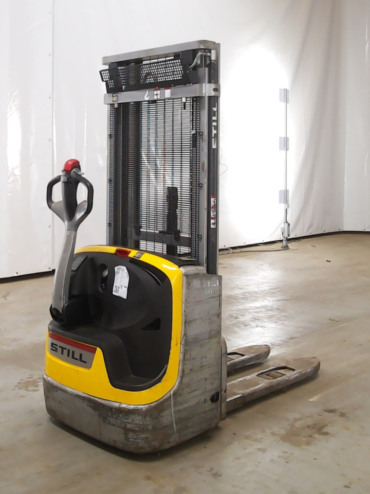 Still EXV12 - Stacker: picture 2 Still EXV12 - Stacker: picture 2