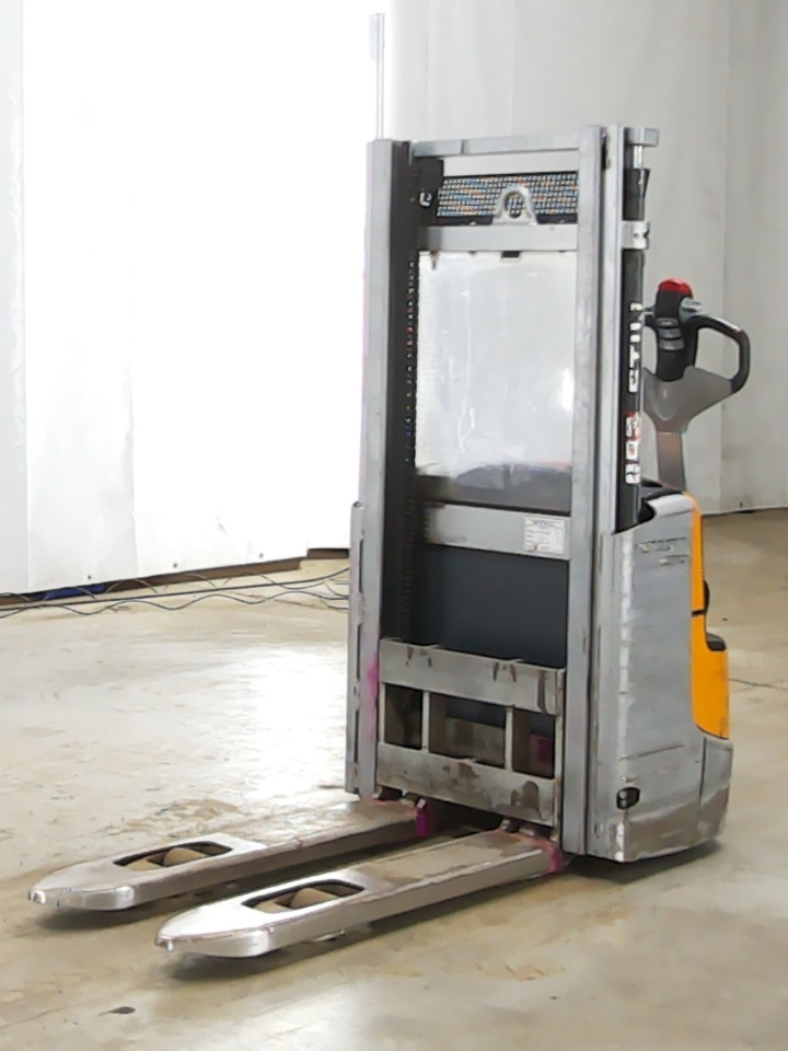 Still EXV12 - Stacker: picture 1 Still EXV12 - Stacker: picture 1