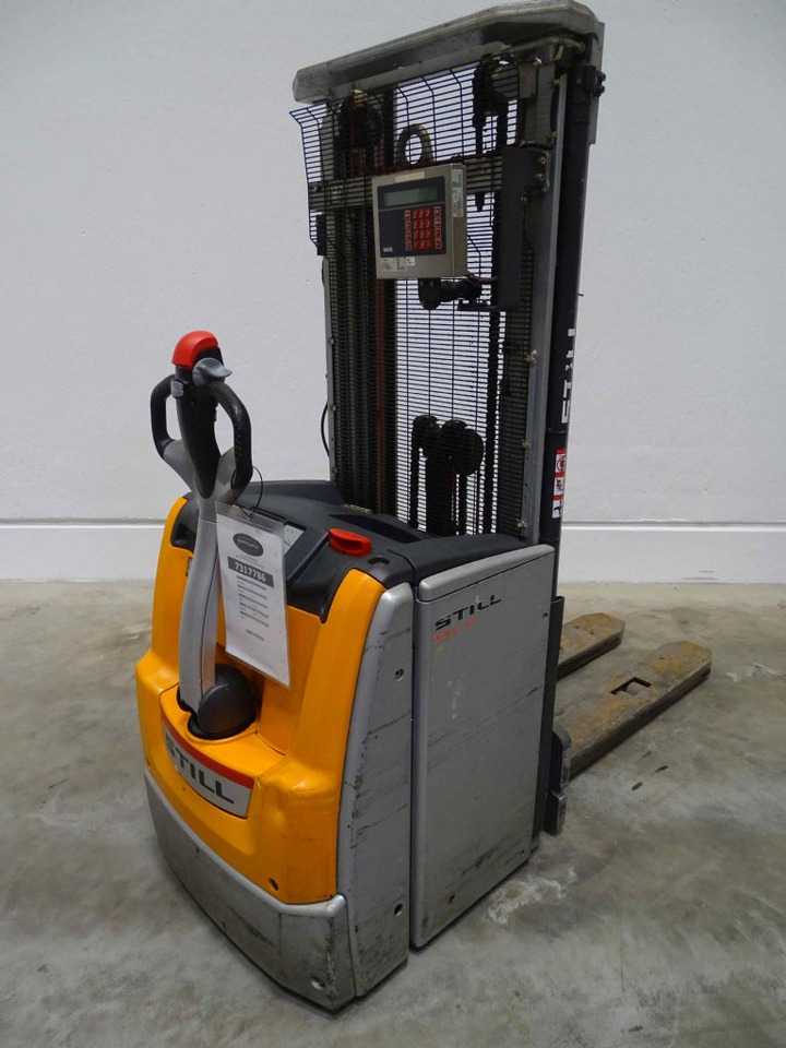 Still EXV14 - Stacker: picture 2 Still EXV14 - Stacker: picture 2