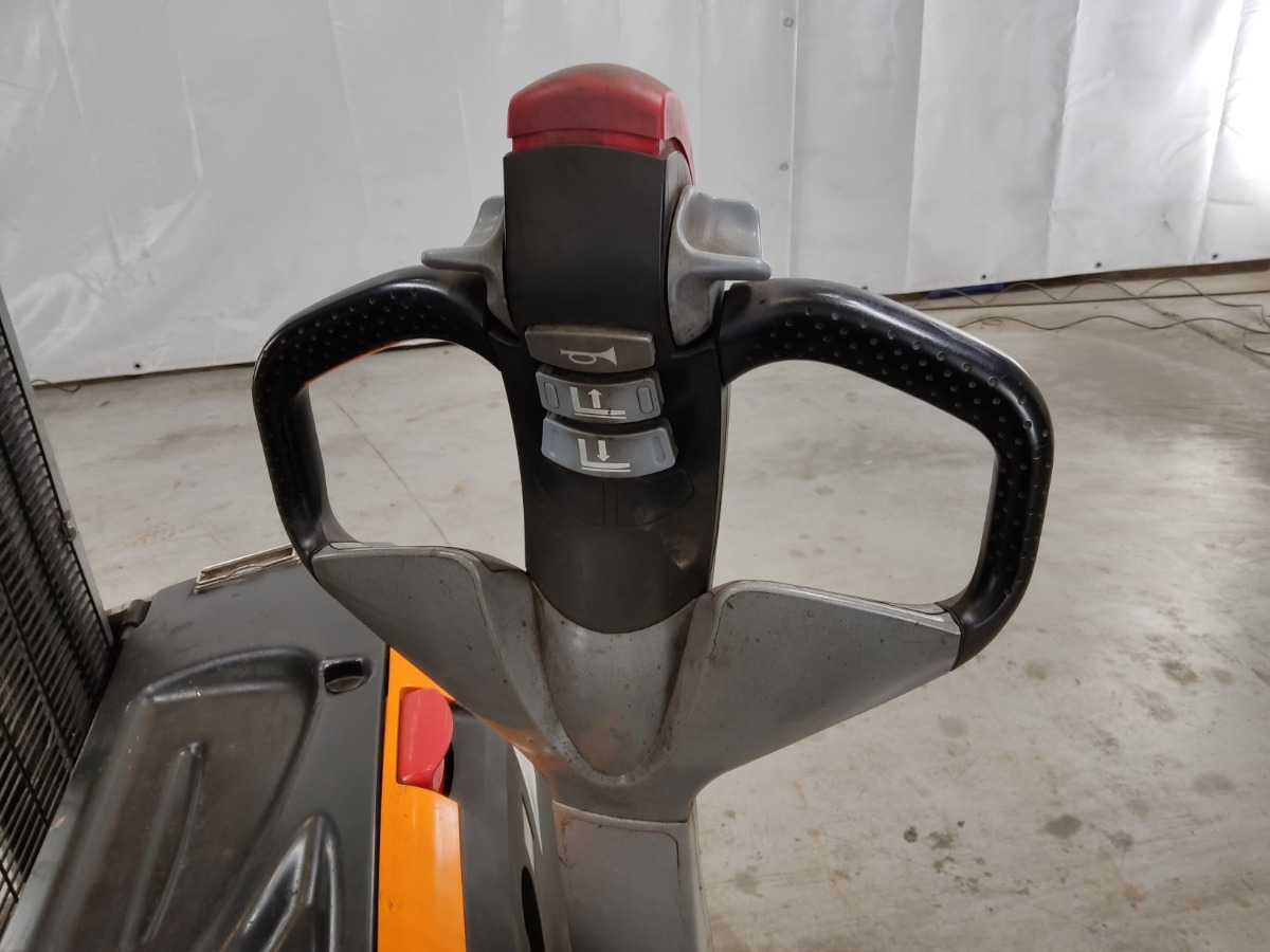 Still EXV14C - Stacker: picture 3 Still EXV14C - Stacker: picture 3