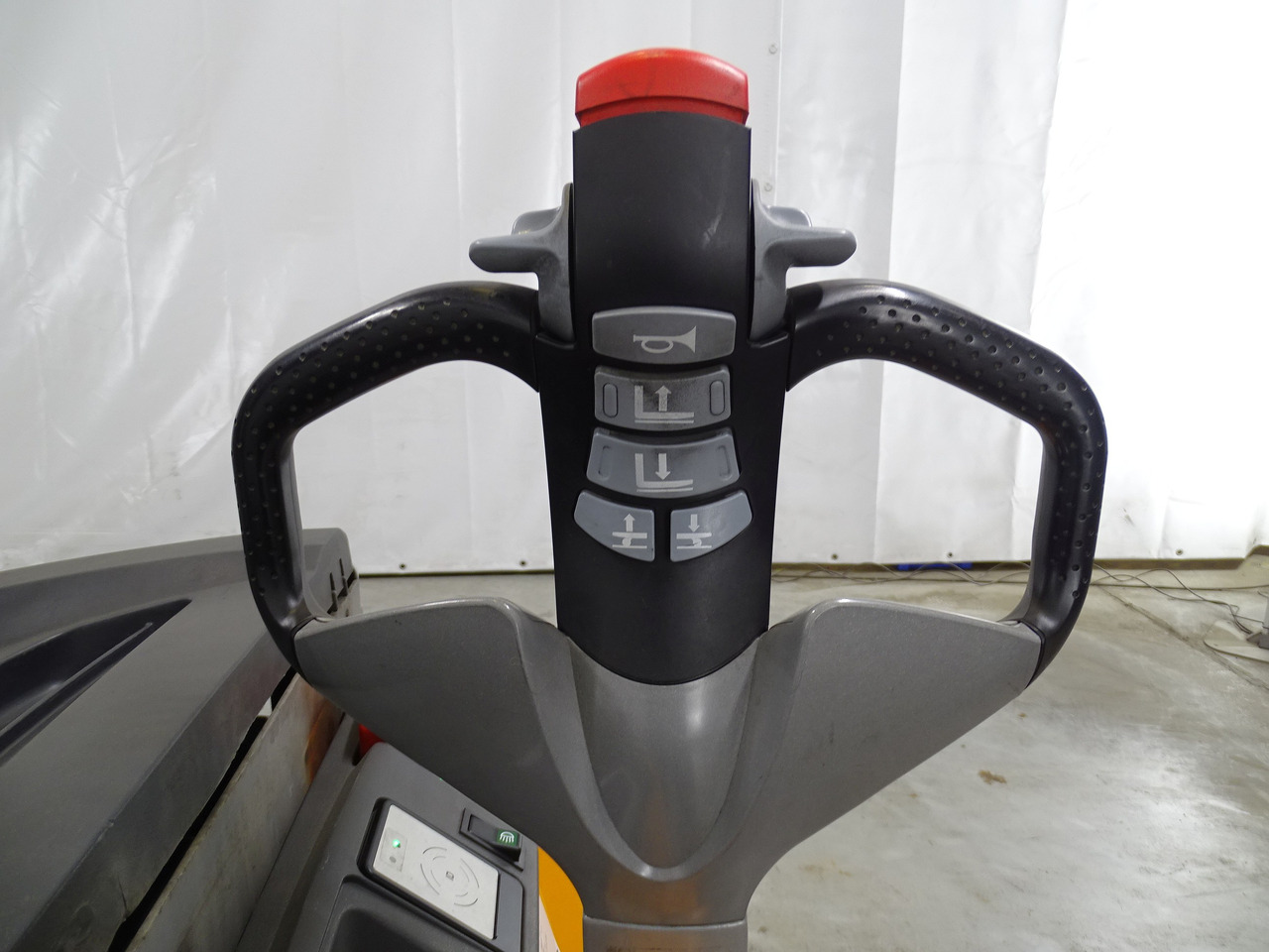 Still EXV14I - Stacker: picture 3 Still EXV14I - Stacker: picture 3