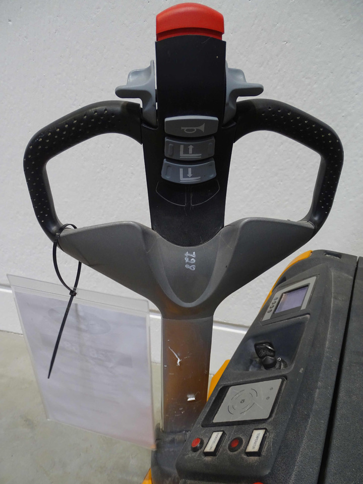 Still EXV16/EX - Stacker: picture 3 Still EXV16/EX - Stacker: picture 3