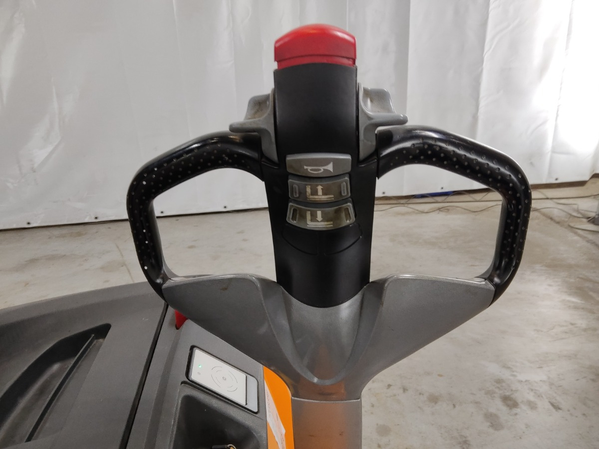 Still EXV16 - Stacker: picture 3 Still EXV16 - Stacker: picture 3