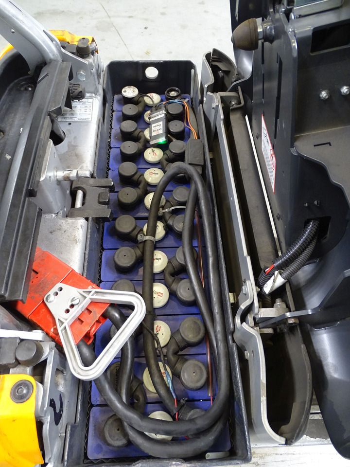 Still LTX50 - Tow tractor: picture 4 Still LTX50 - Tow tractor: picture 4