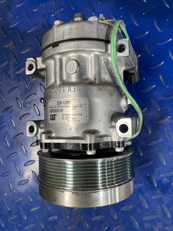 CATERPILLAR AC Clima compressor 320-1291 - A/C compressor for Construction machinery: picture 2 CATERPILLAR AC Clima compressor 320-1291 - A/C compressor for Construction machinery: picture 2