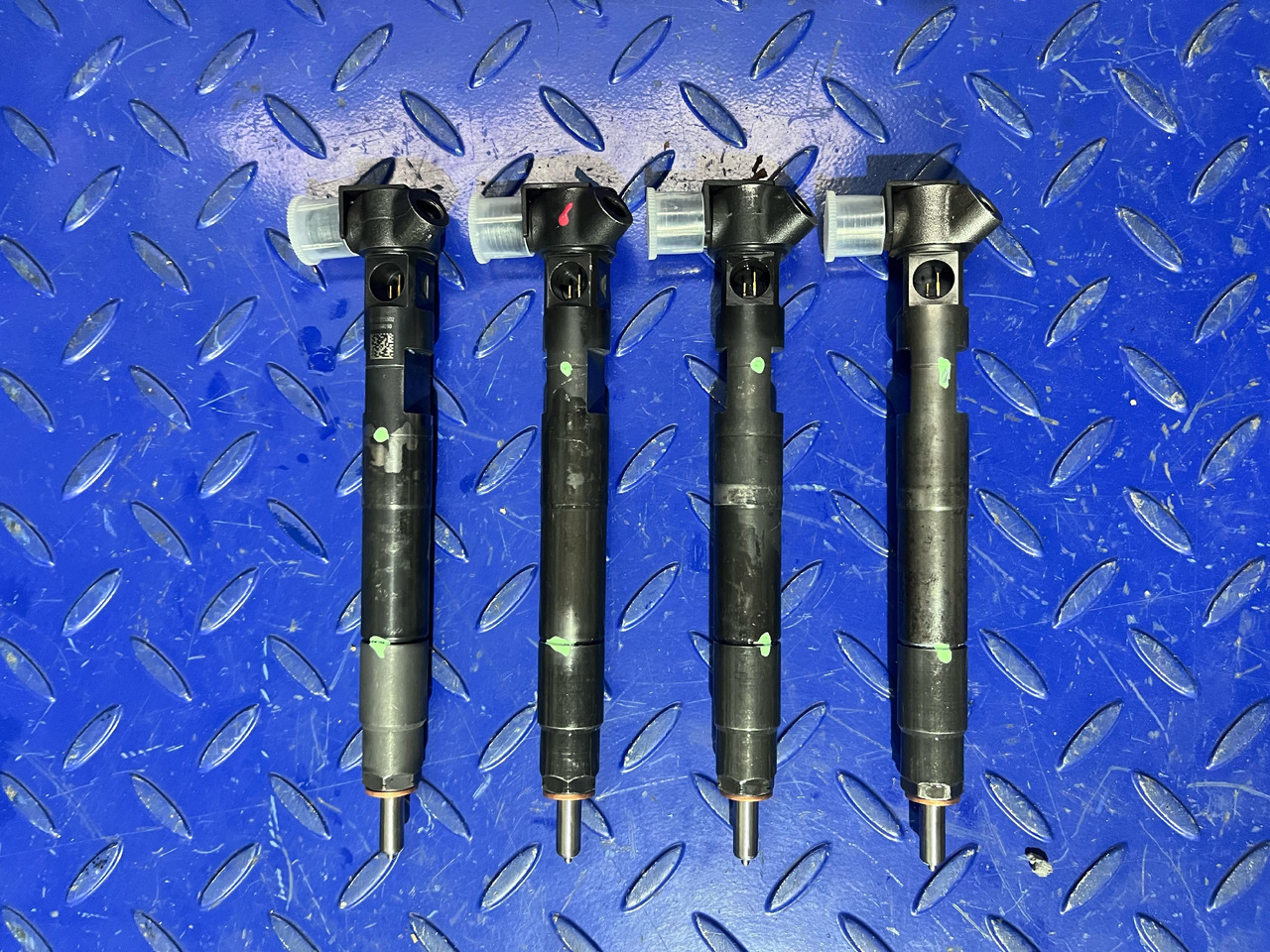 DELPHI EURO 5 Mercedes Benz A6510704987 - Injector: picture 2 DELPHI EURO 5 Mercedes Benz A6510704987 - Injector: picture 2