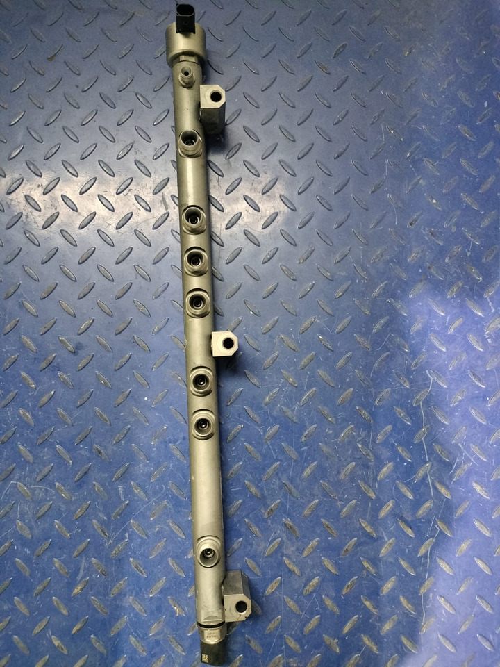 Fuel Distributor / OM936 MERCEDES 9360780845 9360780845 - Fuel processing/ Fuel delivery for Truck: picture 1 Fuel Distributor / OM936 MERCEDES 9360780845 9360780845 - Fuel processing/ Fuel delivery for Truck: picture 1