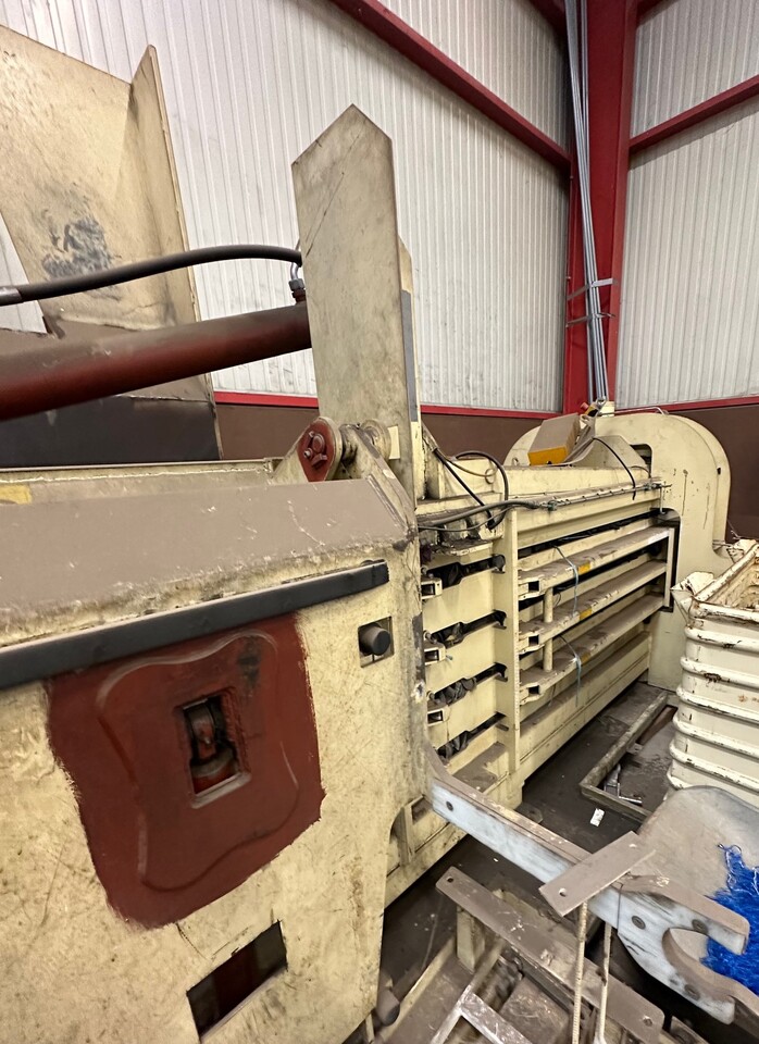 Industrial equipment Klanke S-45 HKV Karton Plastic Press: picture 10