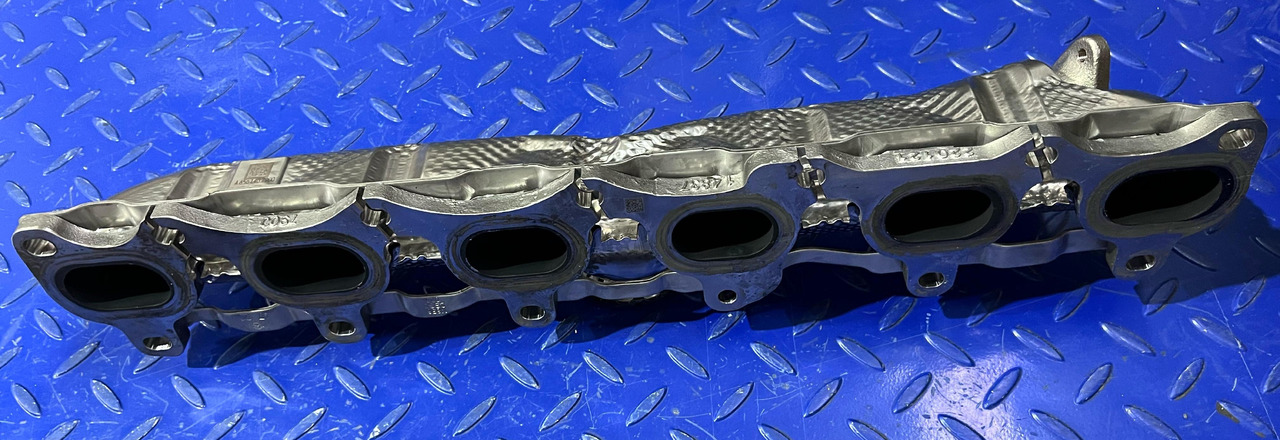 Mercedes Benz A6561407900 OM656 - Exhaust manifold: picture 4 Mercedes Benz A6561407900 OM656 - Exhaust manifold: picture 4