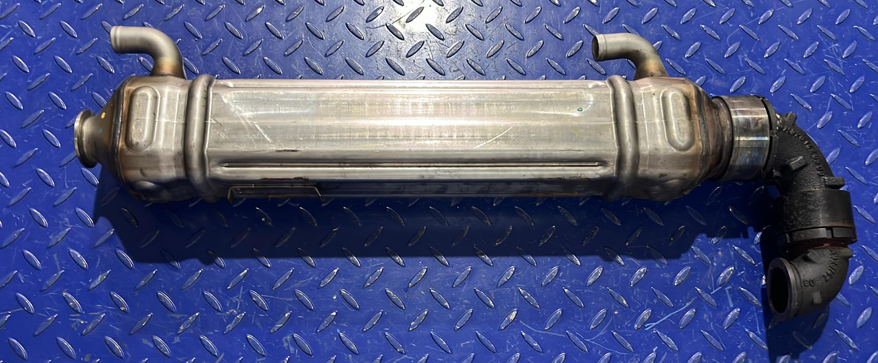 Mercedes Benz /DETROIT EGR OM926 A9261420679 (A9261420379) - EGR cooler: picture 2 Mercedes Benz /DETROIT EGR OM926 A9261420679 (A9261420379) - EGR cooler: picture 2