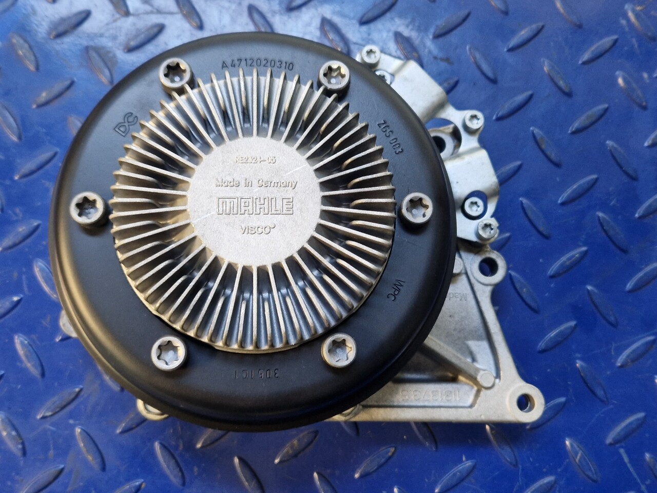 MERCEDES-BENZ Water pump A4712020310 - Spare parts for Other machinery: picture 5 MERCEDES-BENZ Water pump A4712020310 - Spare parts for Other machinery: picture 5