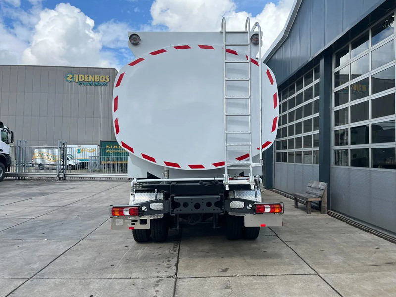 Mercedes-Benz Arocs 3340 6x4 Water Tank Truck - Tank truck: picture 4 Mercedes-Benz Arocs 3340 6x4 Water Tank Truck - Tank truck: picture 4