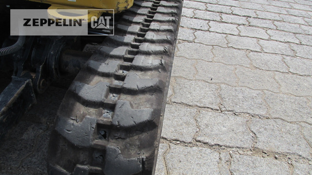 Mini excavator Cat 301.8-05A: picture 8