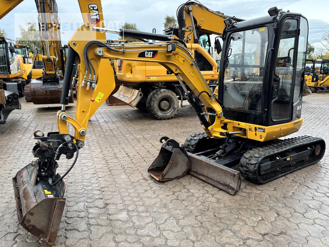 Cat 302.7D - Mini excavator: picture 1 Cat 302.7D - Mini excavator: picture 1