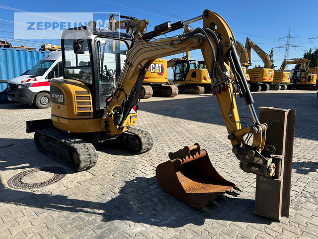 Cat 302.7D - Mini excavator: picture 4 Cat 302.7D - Mini excavator: picture 4