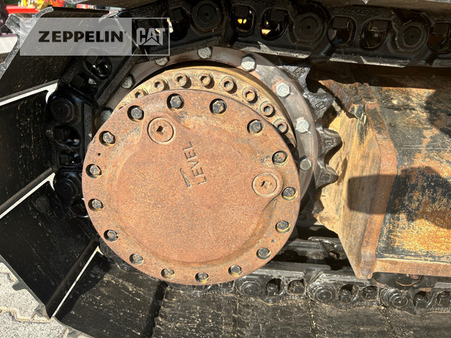 Crawler excavator Cat 323-07B: picture 10