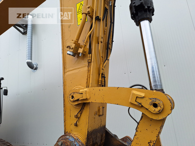 Crawler excavator Cat 352FL: picture 8 Crawler excavator Cat 352FL: picture 8