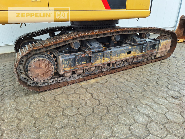 Crawler excavator Cat 352FL: picture 22 Crawler excavator Cat 352FL: picture 22