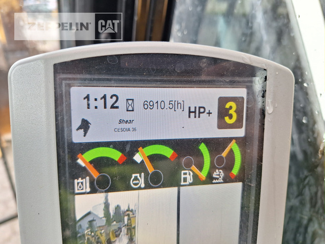 Crawler excavator Cat 352FL: picture 44 Crawler excavator Cat 352FL: picture 44