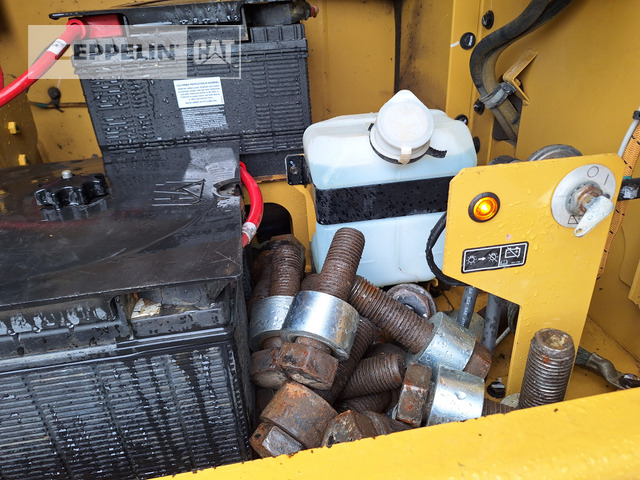 Crawler excavator Cat 352FL: picture 30 Crawler excavator Cat 352FL: picture 30