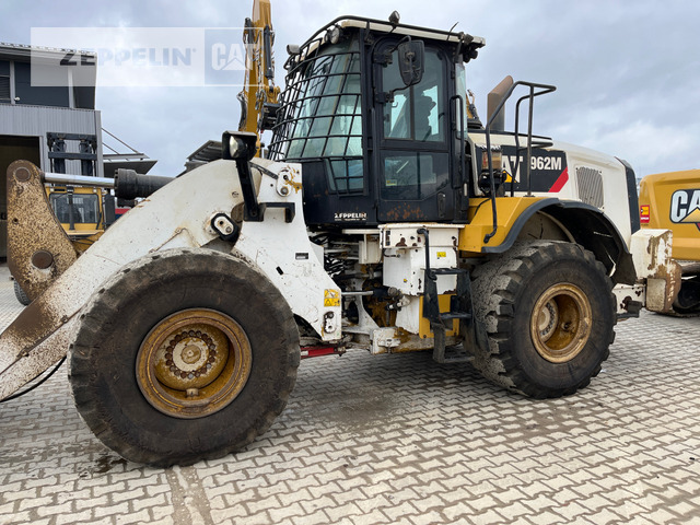 Cat 962M - Wheel loader: picture 3 Cat 962M - Wheel loader: picture 3