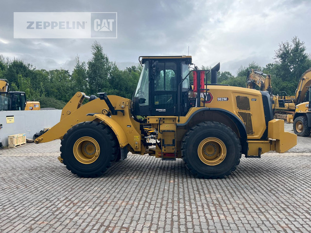 Cat 962M - Wheel loader: picture 2 Cat 962M - Wheel loader: picture 2
