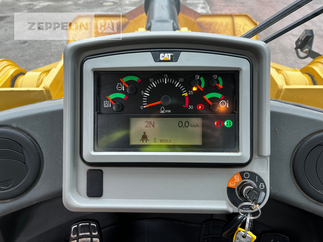 Wheel loader Cat 966M: picture 22