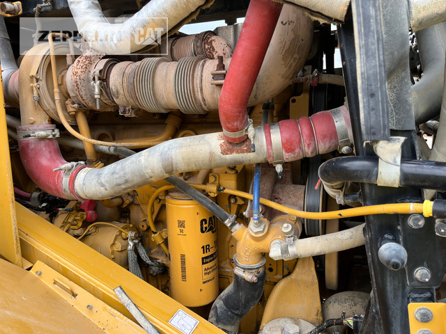 Wheel loader Cat 966M: picture 24