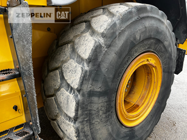 Wheel loader Cat 966M: picture 10