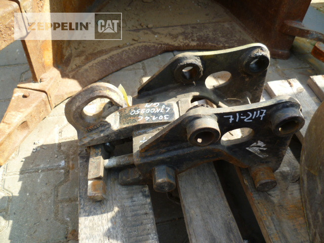 Cat CW05 - Quick coupler for Construction machinery: picture 1 Cat CW05 - Quick coupler for Construction machinery: picture 1