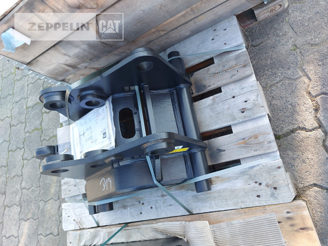 Cat CW20 - Quick coupler for Construction machinery: picture 2 Cat CW20 - Quick coupler for Construction machinery: picture 2