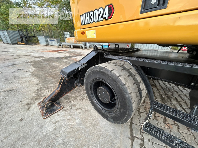 Waste/ Industry handler Cat MH3024-06C: picture 25