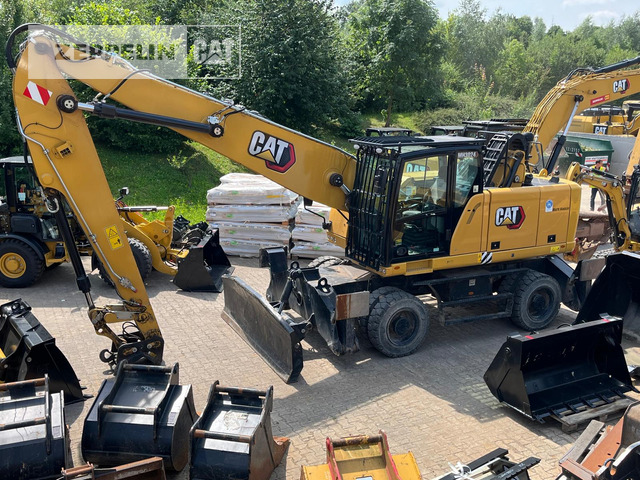 Cat MH3024-06C - Waste/ Industry handler: picture 1 Cat MH3024-06C - Waste/ Industry handler: picture 1